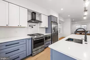 3606 Golfview Ln, Philadelphia, PA 19114 - Photo 14