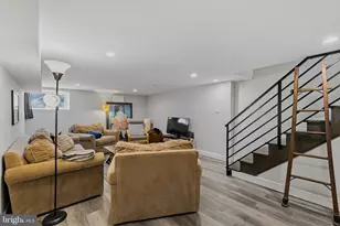 2425 Wharton St, Philadelphia, PA 19146 - Photo 28