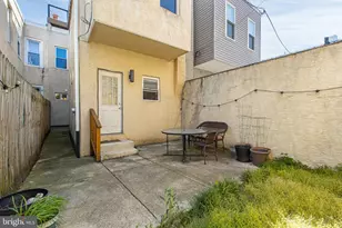 2425 Wharton St, Philadelphia, PA 19146 - Photo 38