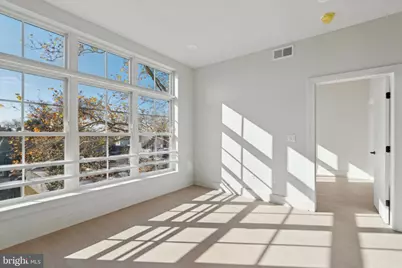 5521 Wayne Avenue #405, Philadelphia, PA 19144 - Photo 6