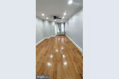 523 W Nedro Avenue, Philadelphia, PA 19120 - Photo 2