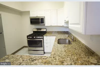 1606 Wallace Street #201, Philadelphia, PA 19130 - Photo 10