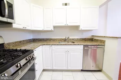1606 Wallace Street #201, Philadelphia, PA 19130 - Photo 12
