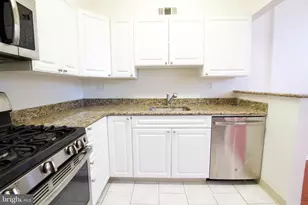 1606 Wallace St, Philadelphia, PA 19130 - Photo 12