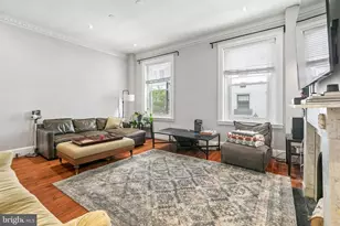 1706 Locust St, Philadelphia, PA 19103 - Photo 2