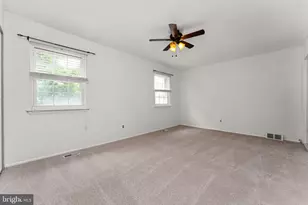 335 Leroy St, Philadelphia, PA 19128 - Photo 16