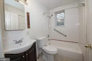 1526 Mt Vernon St, Philadelphia, PA 19130 - Photo 8