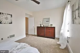 630 N 17th St, Philadelphia, PA 19130 - Photo 14