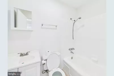 143 N 21st Street #1R, Philadelphia, PA 19103 - Photo 10
