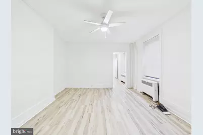 143 N 21st Street #1R, Philadelphia, PA 19103 - Photo 6
