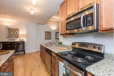 1200 Walnut Street #402, Philadelphia, PA 19107 - Photo 6