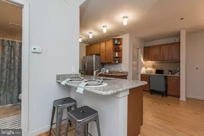 1200 Walnut Street #402, Philadelphia, PA 19107 - Photo 4