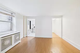 2030 Spruce St, Philadelphia, PA 19103 - Photo 6
