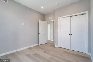2401 Washington Ave, Philadelphia, PA 19146 - Photo 14