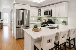 1437 Brown St, Philadelphia, PA 19130 - Photo 2