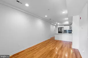 1437 Brown St, Philadelphia, PA 19130 - Photo 8