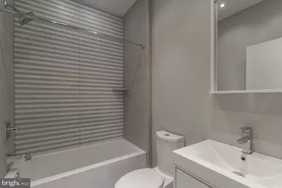 613 S 7th Street #2R, Philadelphia, PA 19147 - Photo 16