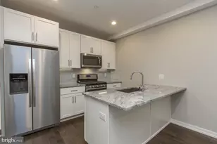 613 S 7th St, Philadelphia, PA 19147 - Photo 1
