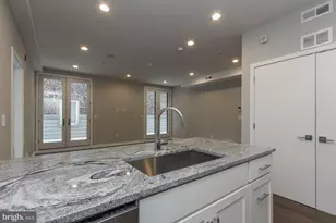 613 S 7th St, Philadelphia, PA 19147 - Photo 8