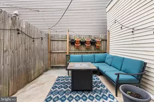 2625 Sepviva St, Philadelphia, PA 19125 - Photo 12