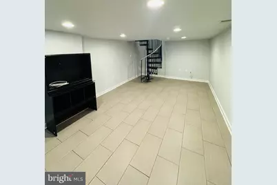 2221 S Broad Street #1F, Philadelphia, PA 19148 - Photo 6