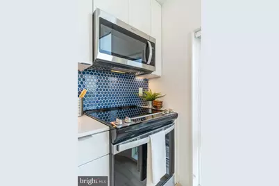 1131 N Front Street #402, Philadelphia, PA 19123 - Photo 14