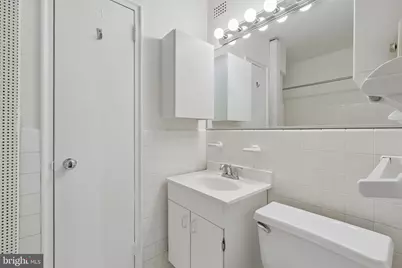 2601 Pennsylvania Avenue #1009, Philadelphia, PA 19130 - Photo 20