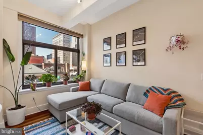 1500 Chestnut Street #4B, Philadelphia, PA 19102 - Photo 2