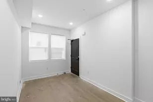 2116 N 7th St, Philadelphia, PA 19122 - Photo 4
