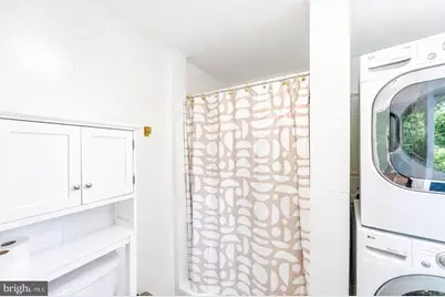 566 Martin Street, Philadelphia, PA 19128 - Photo 14
