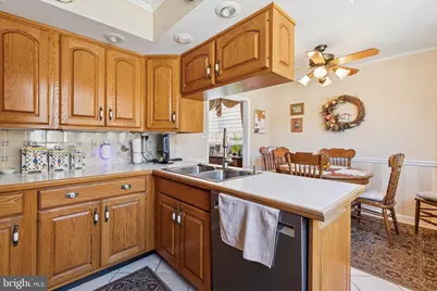 7406 Hill Road, Philadelphia, PA 19128 - Photo 6