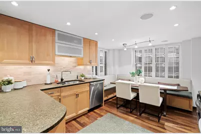 220 W Rittenhouse Square #18A, Philadelphia, PA 19103 - Photo 10