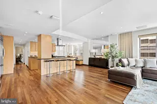 220 W Rittenhouse Square, Philadelphia, PA 19103 - Photo 2