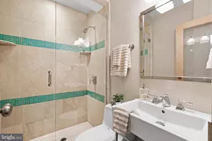 220 W Rittenhouse Square, Philadelphia, PA 19103 - Photo 22