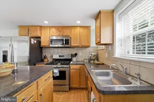 941 Montrose St, Philadelphia, PA 19147 - Photo 14