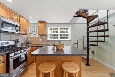 941 Montrose Street, Philadelphia, PA 19147 - Photo 12