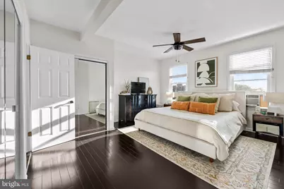 823 N 25th Street, Philadelphia, PA 19130 - Photo 18