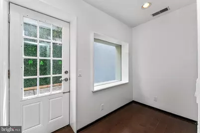 907 N 5th Street, Philadelphia, PA 19123 - Photo 12
