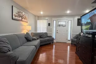5954 Agusta St, Philadelphia, PA 19149 - Photo 10