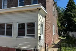 6027 Vandike St, Philadelphia, PA 19135 - Photo 2