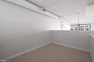 2429 Locust St, Philadelphia, PA 19103 - Photo 4