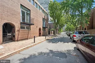 283 Locust St, Philadelphia, PA 19106 - Photo 32