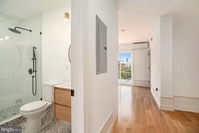 2045 Christian Street #3, Philadelphia, PA 19146 - Photo 4