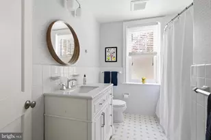 307 E Gravers Ln, Philadelphia, PA 19118 - Photo 28