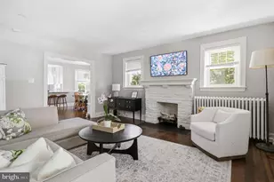 307 E Gravers Ln, Philadelphia, PA 19118 - Photo 2