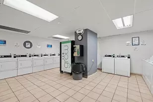 1324 Locust St, Philadelphia, PA 19107 - Photo 18