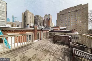 2011 Spruce St, Philadelphia, PA 19103 - Photo 4