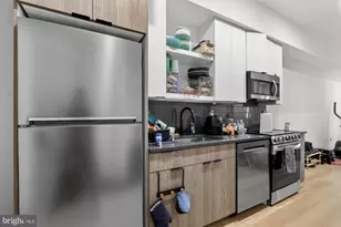 689 N Broad St, Philadelphia, PA 19123 - Photo 2