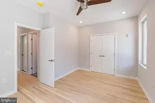 1351 S Myrtlewood St, Philadelphia, PA 19146 - Photo 24