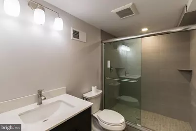 1351 S Myrtlewood Street, Philadelphia, PA 19146 - Photo 20